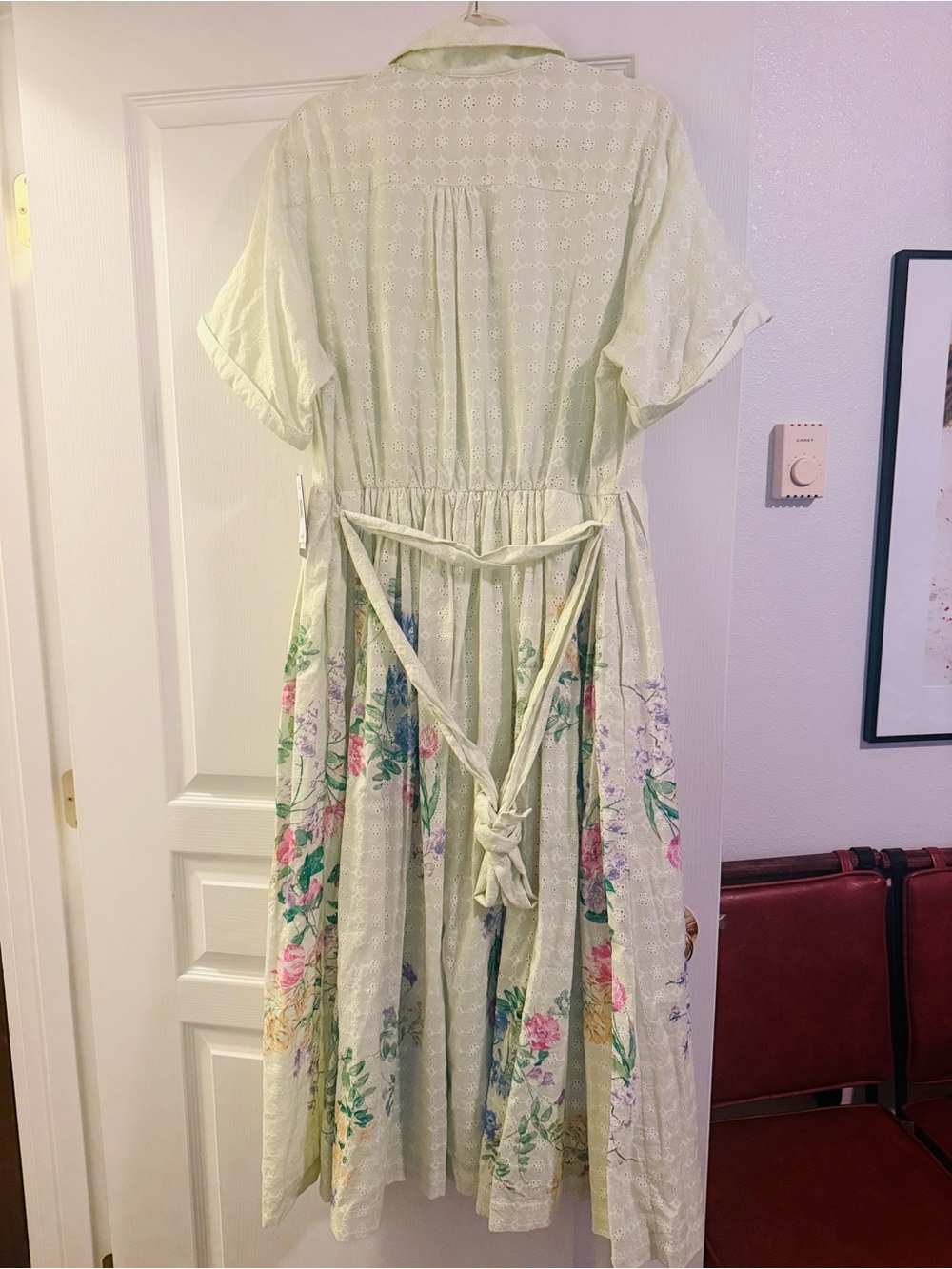 Taylor Light Green Floral Dress. NWT - Picture 4 of 5